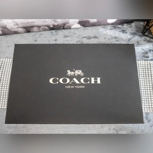 Coach Star Rose Gold Glitter Passport Cover and Luggage Tag NWT - Picture 5 of 7